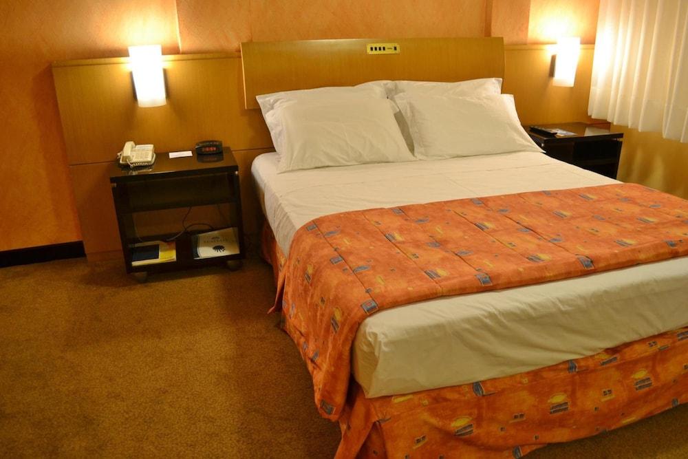 Itatiaia Hotel Passo Fundo Buitenkant foto